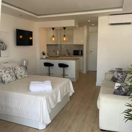 Exclusivo Estudio Piscinas, Conserjeria 24 H Apartment Benalmadena
